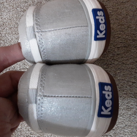 ❤❤❤KEDS SHOES SIZE 8❤❤❤ - Picture 2 of 5
